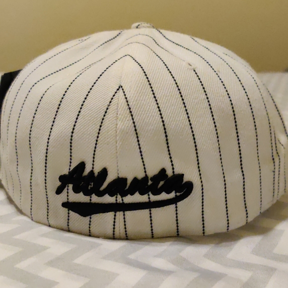 Atlanta pinstriped fitted, flat bill baseball cap. - Picture 2 of 3